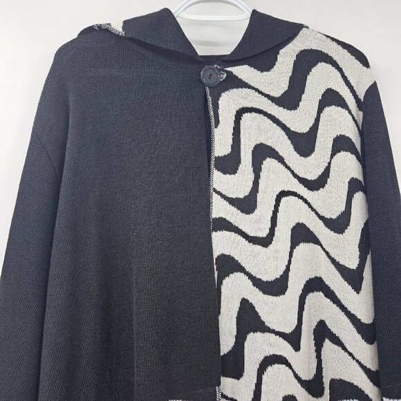 Roni Rabl Abstract Cape Cardigan Black/White Women’s Size M/L Artsy Art To Wear - Picture 3 of 11